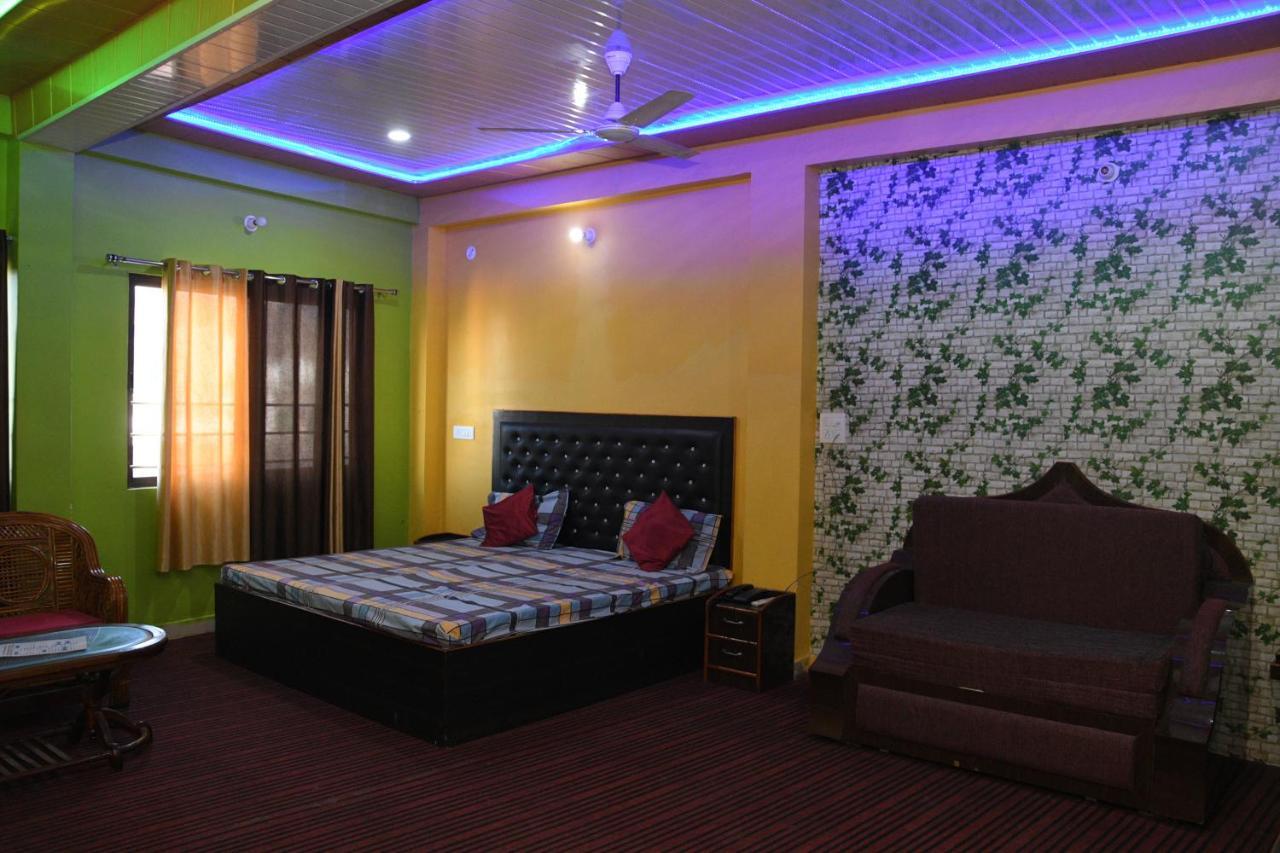 Hotel Mountain View And Rooftop Restaurant Pithoragarh Exterior photo